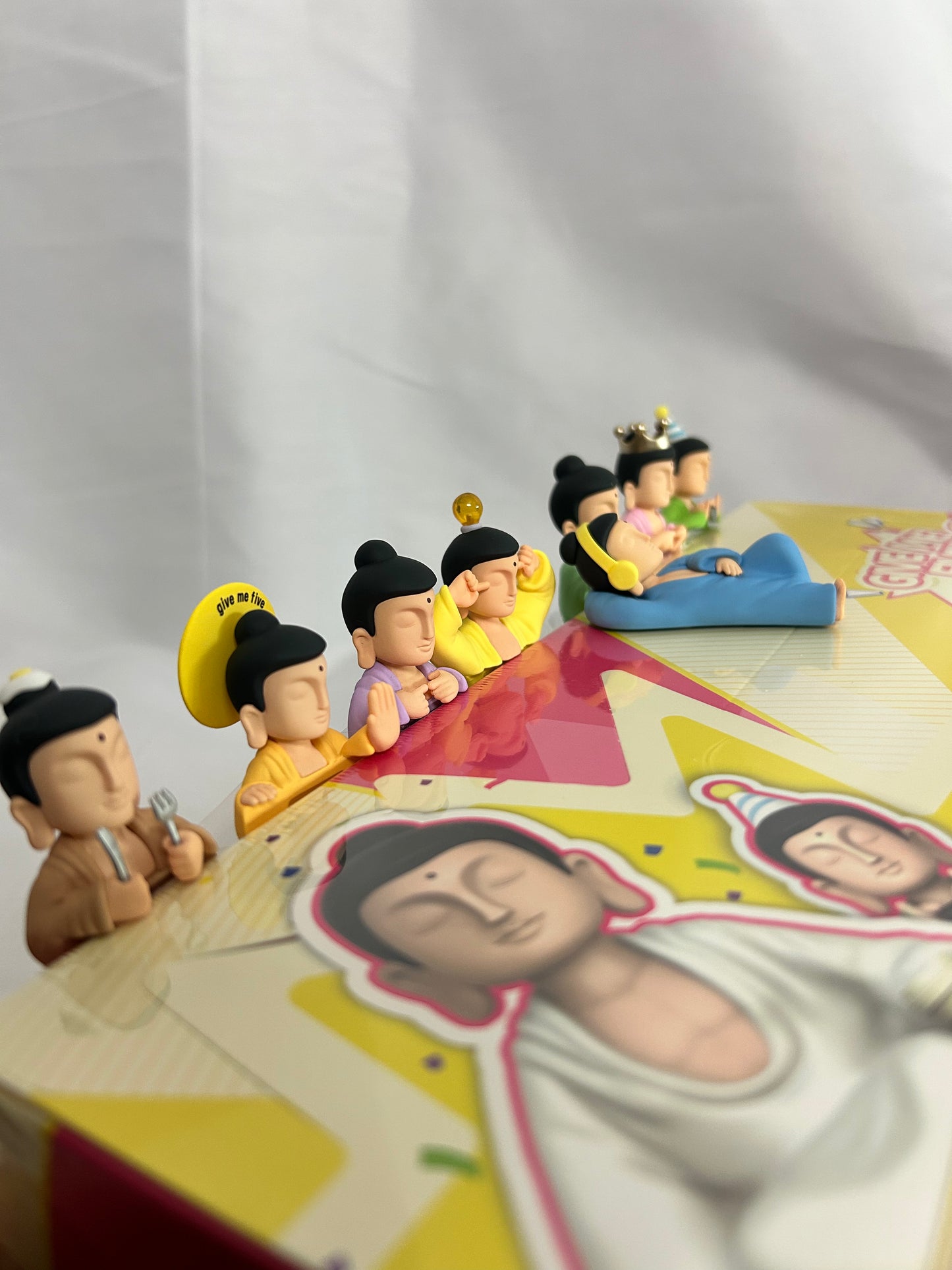 Amitofo "Give Me Five" Pass The Luck Blind Box Hippers